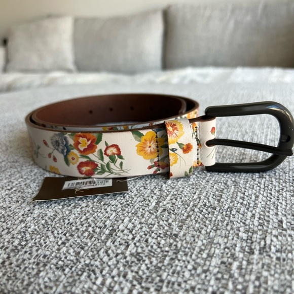 Patricia Nash Vietri Leather Belt Mini Meadows Floral Print Ivory Small NWT - Picture 3 of 9